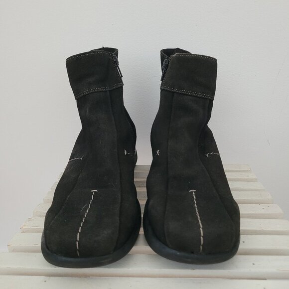 La Canadienne Black Suede Booties-Size 12 (?? SEE CAPTION) - Picture 1 of 9